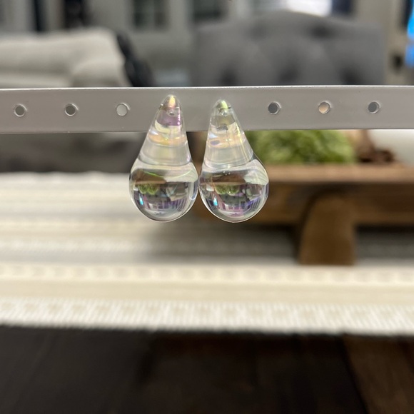 Fantasy Raindrop Earrings - Picture 3 of 4